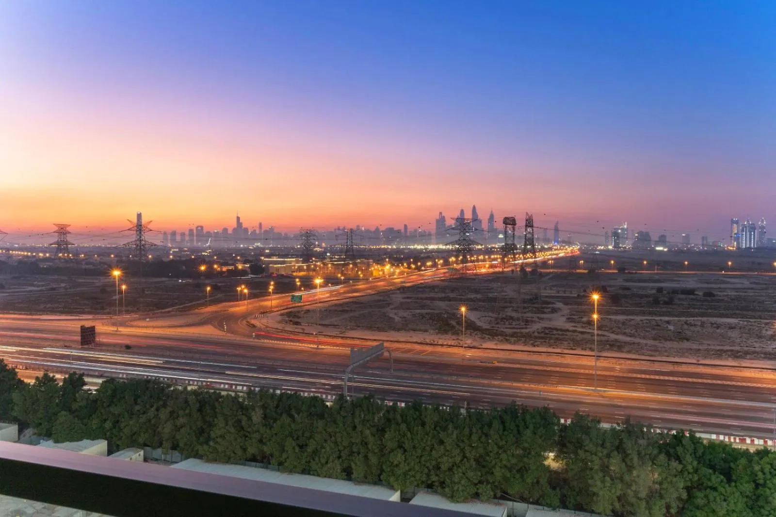 Appartamento Full Dubai Skyline View Lux 1 Bedroom Jvc