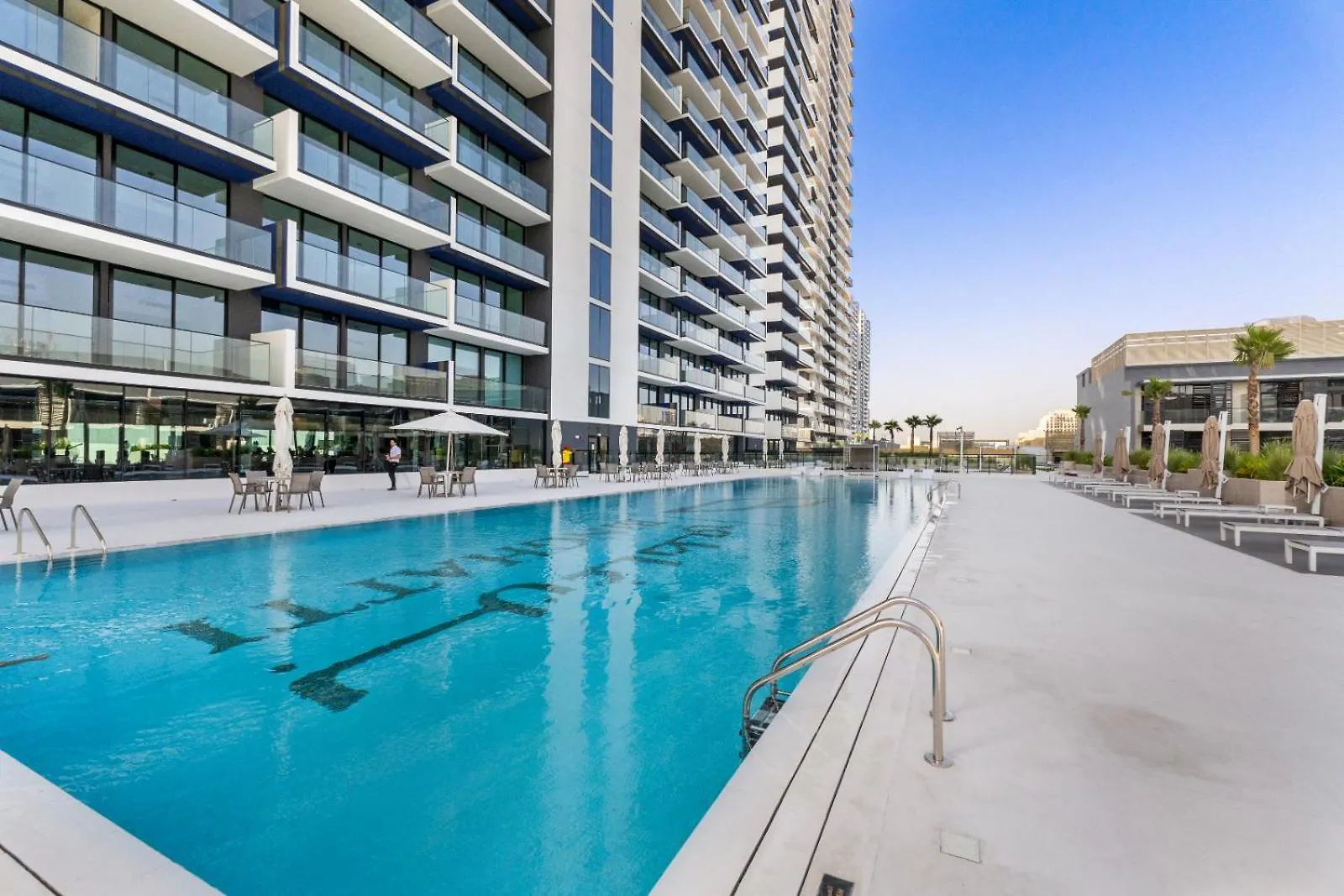 Appartamento Full Dubai Skyline View Lux 1 Bedroom Jvc Emirati Arabi Uniti