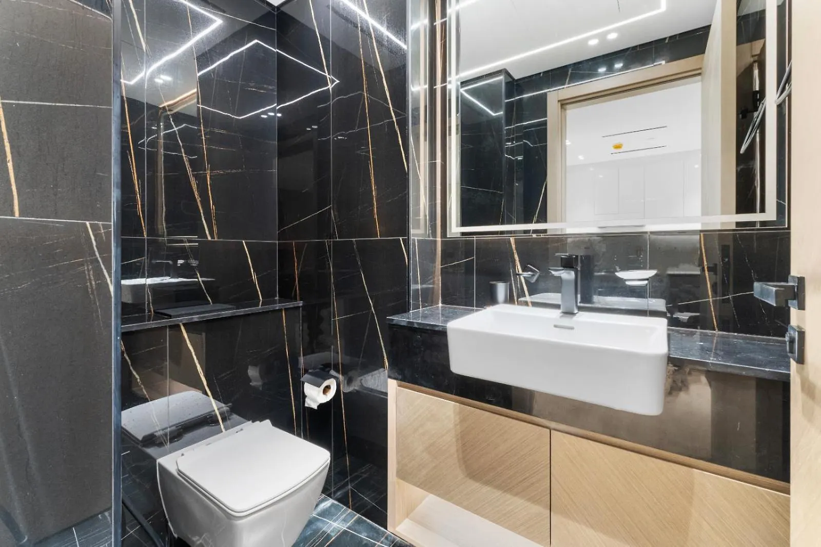 Full Dubai Skyline View Lux 1 Bedroom Jvc Appartamento